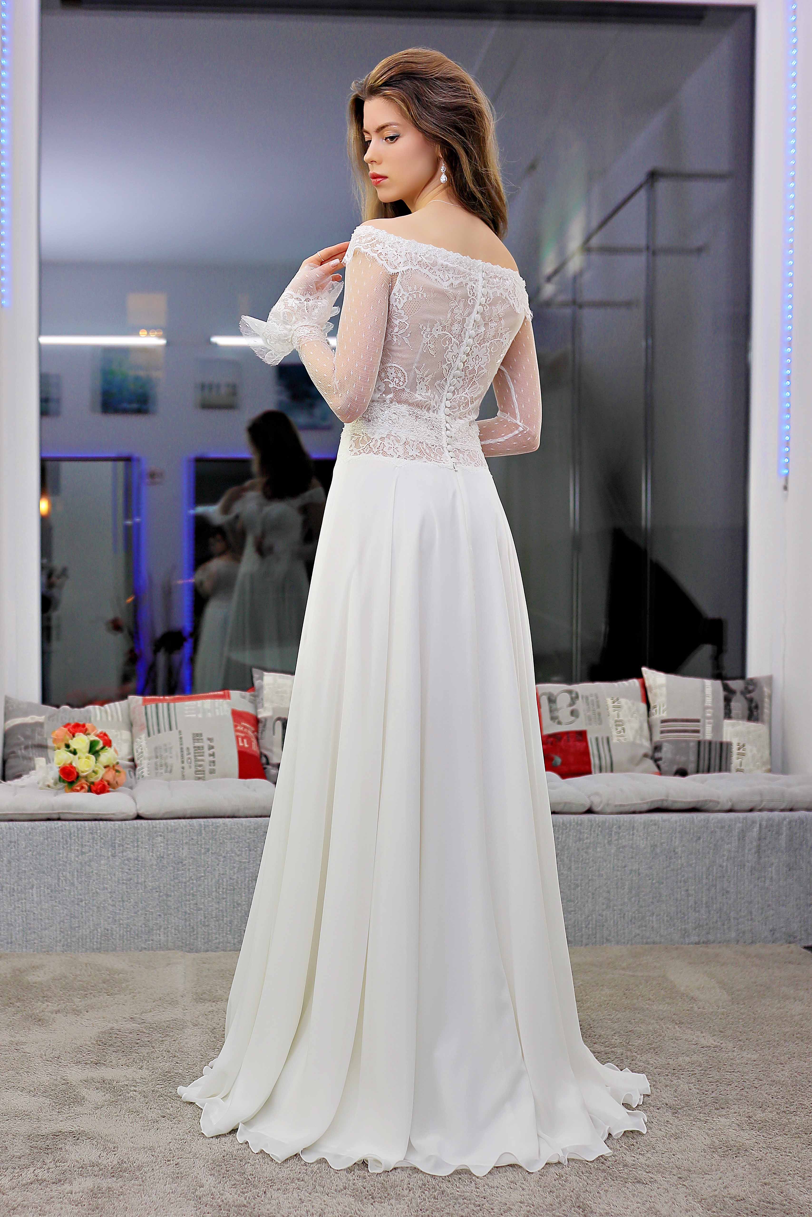 Schantal Brautkleid aus der Kollektion „Traum“, Modell 14005. Foto 5
