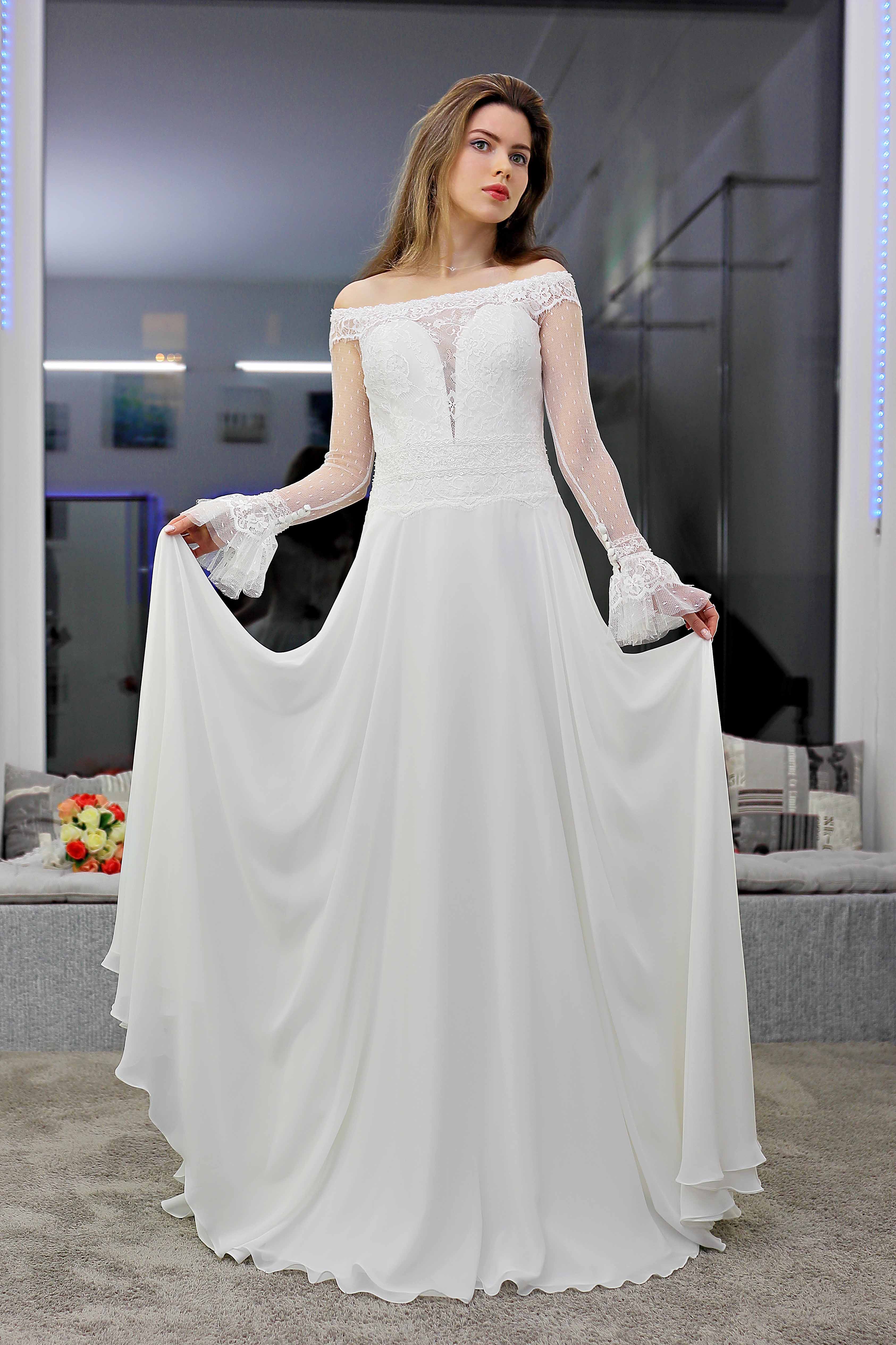 Schantal Brautkleid aus der Kollektion „Traum“, Modell 14005. Foto 3