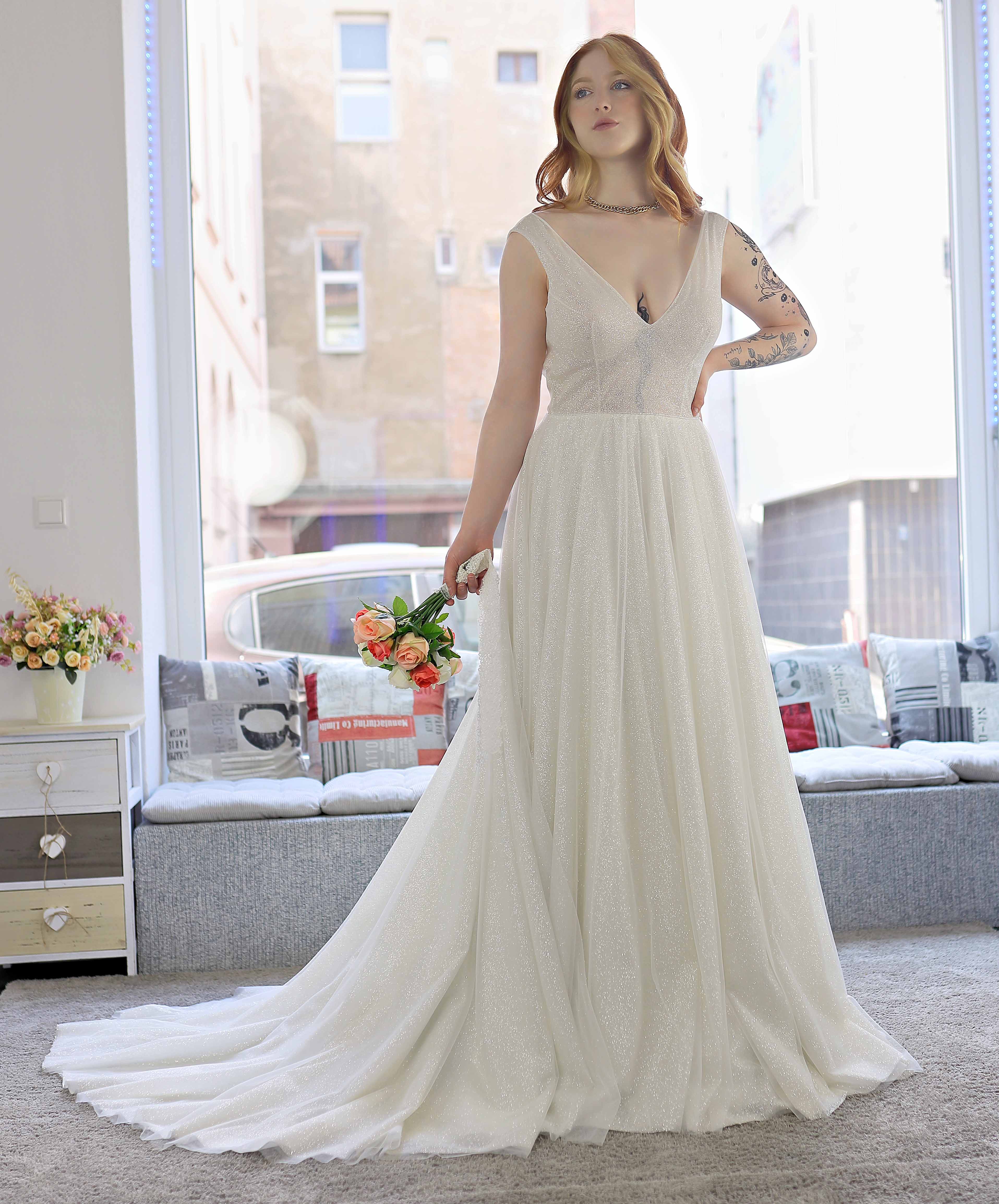 Schantal Brautkleid aus der Kollektion „Pilar“, Modell 14025.