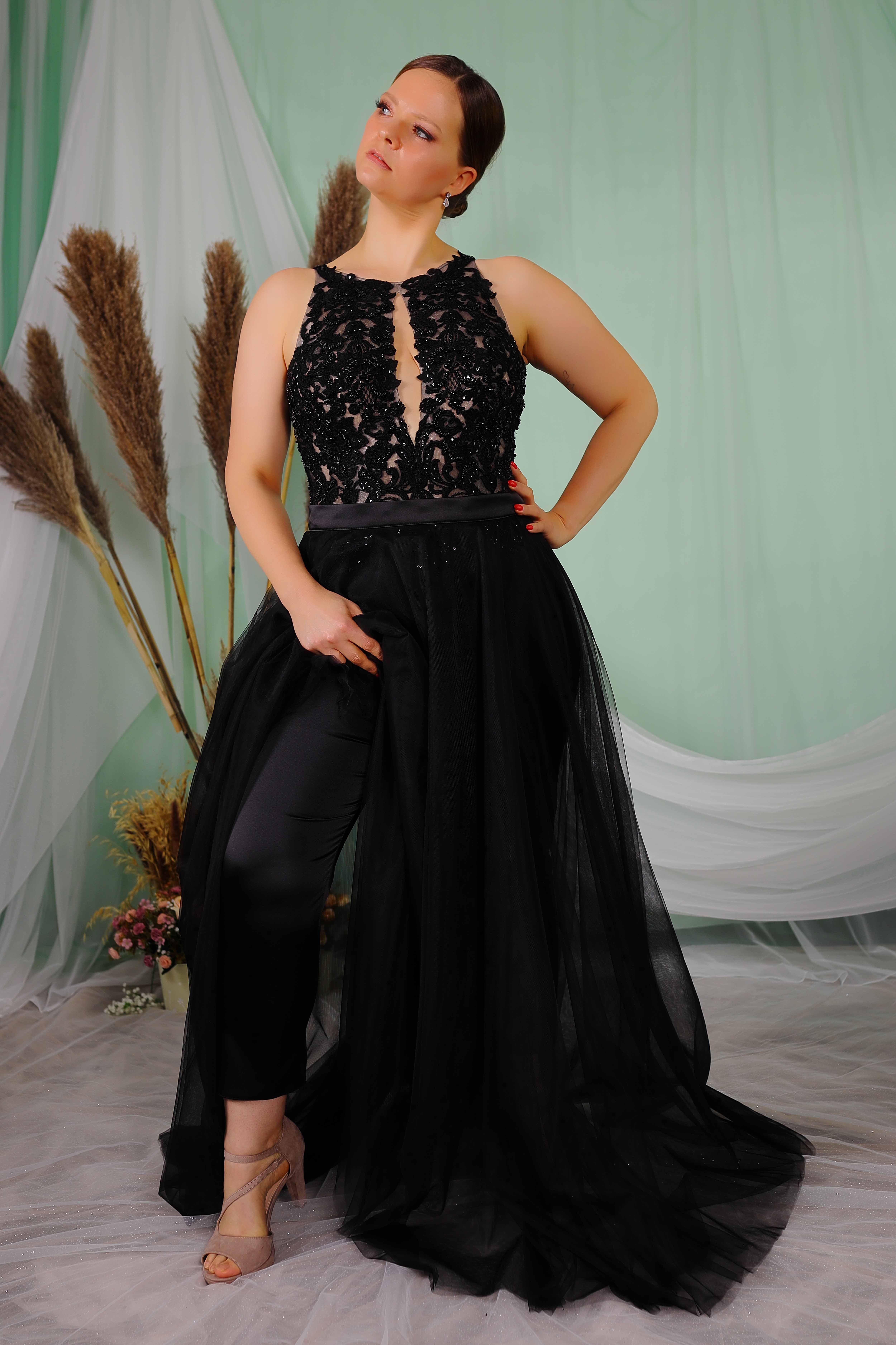 Schantal Brautkleid aus der Kollektion „Queen XXL“, Modell 14126 XXL . Foto 1
