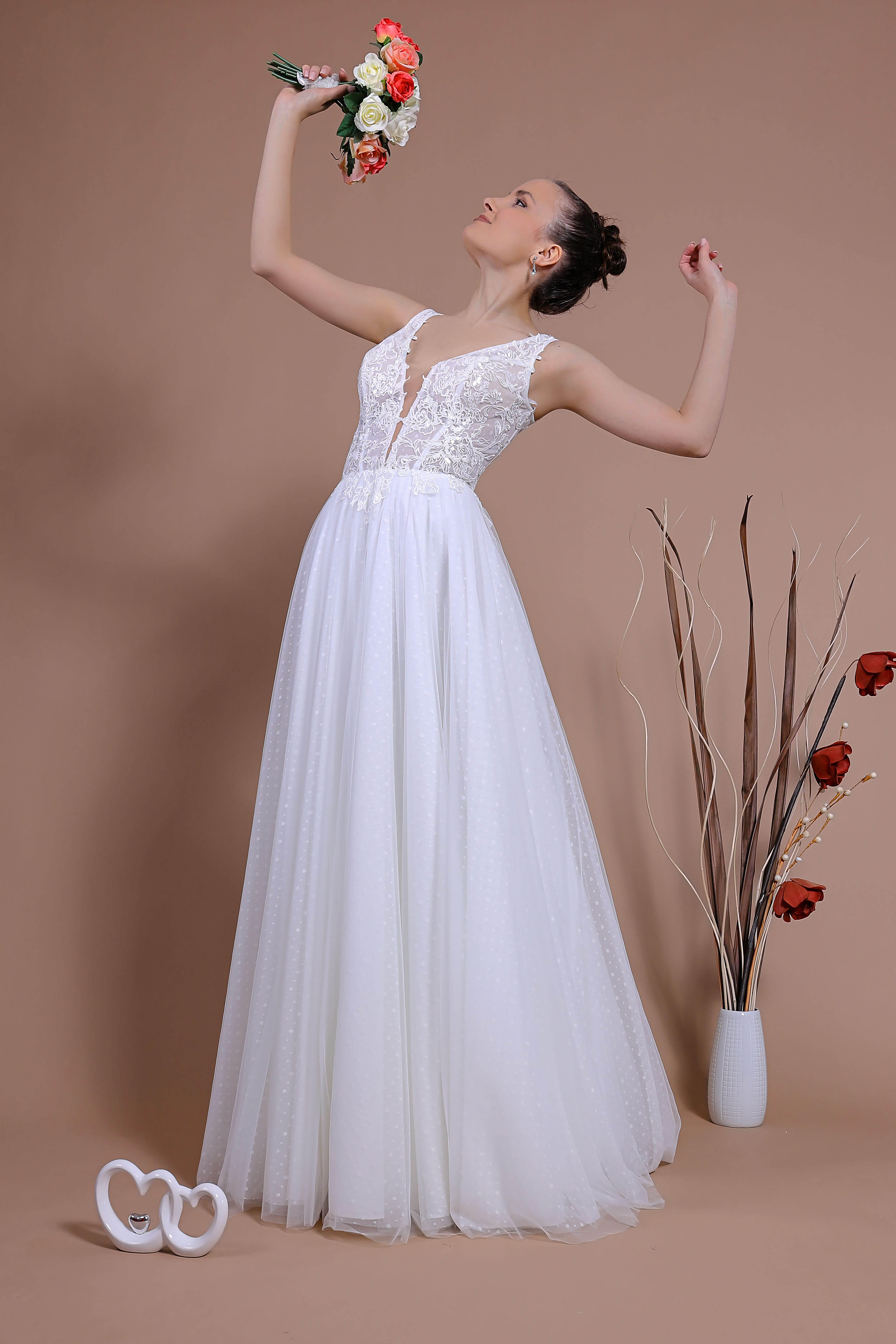 Schantal Brautkleid aus der Kollektion „Traum“, Modell 14138. Foto 4