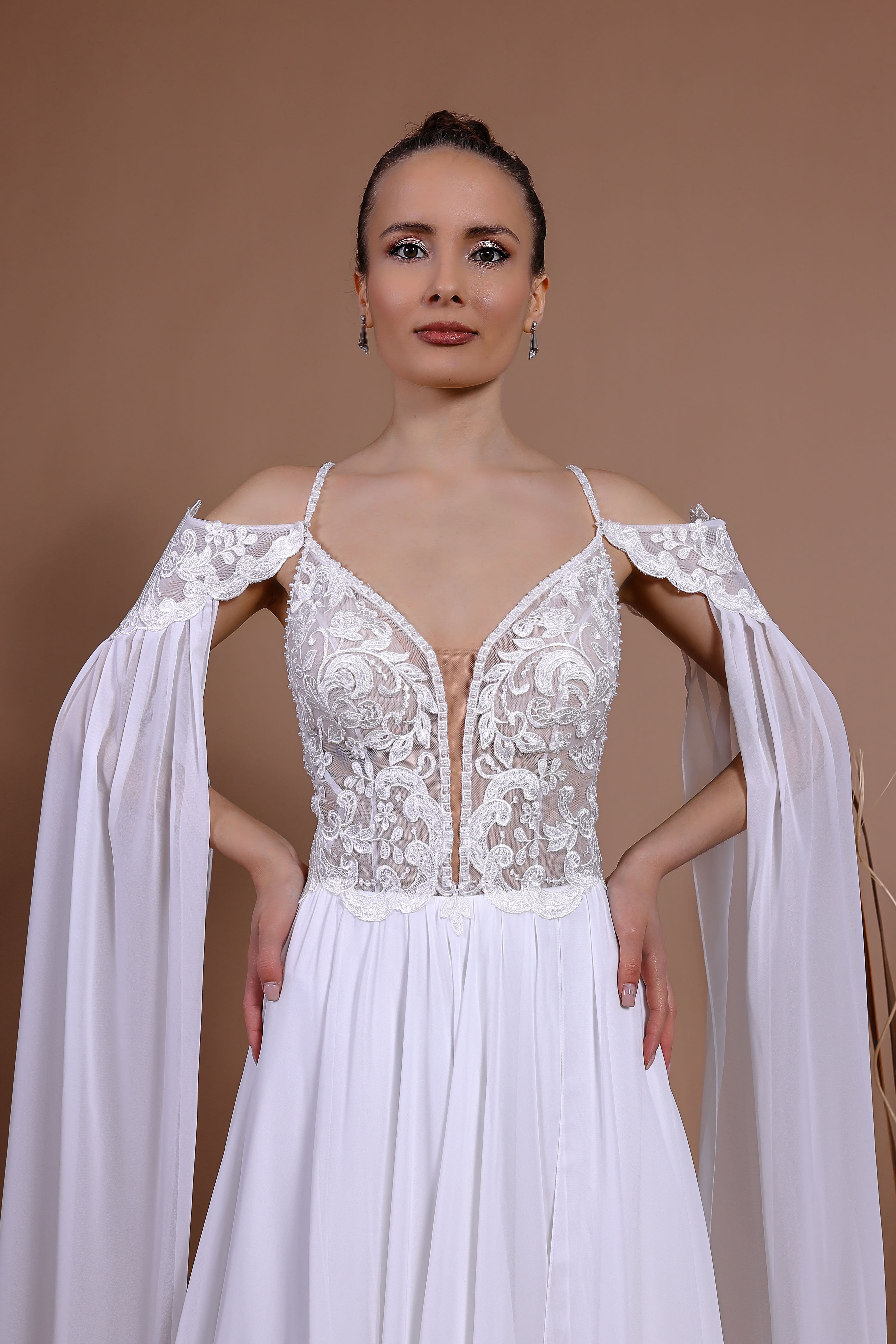 Schantal Brautkleid aus der Kollektion „Traum“, Modell 14140. Foto 5