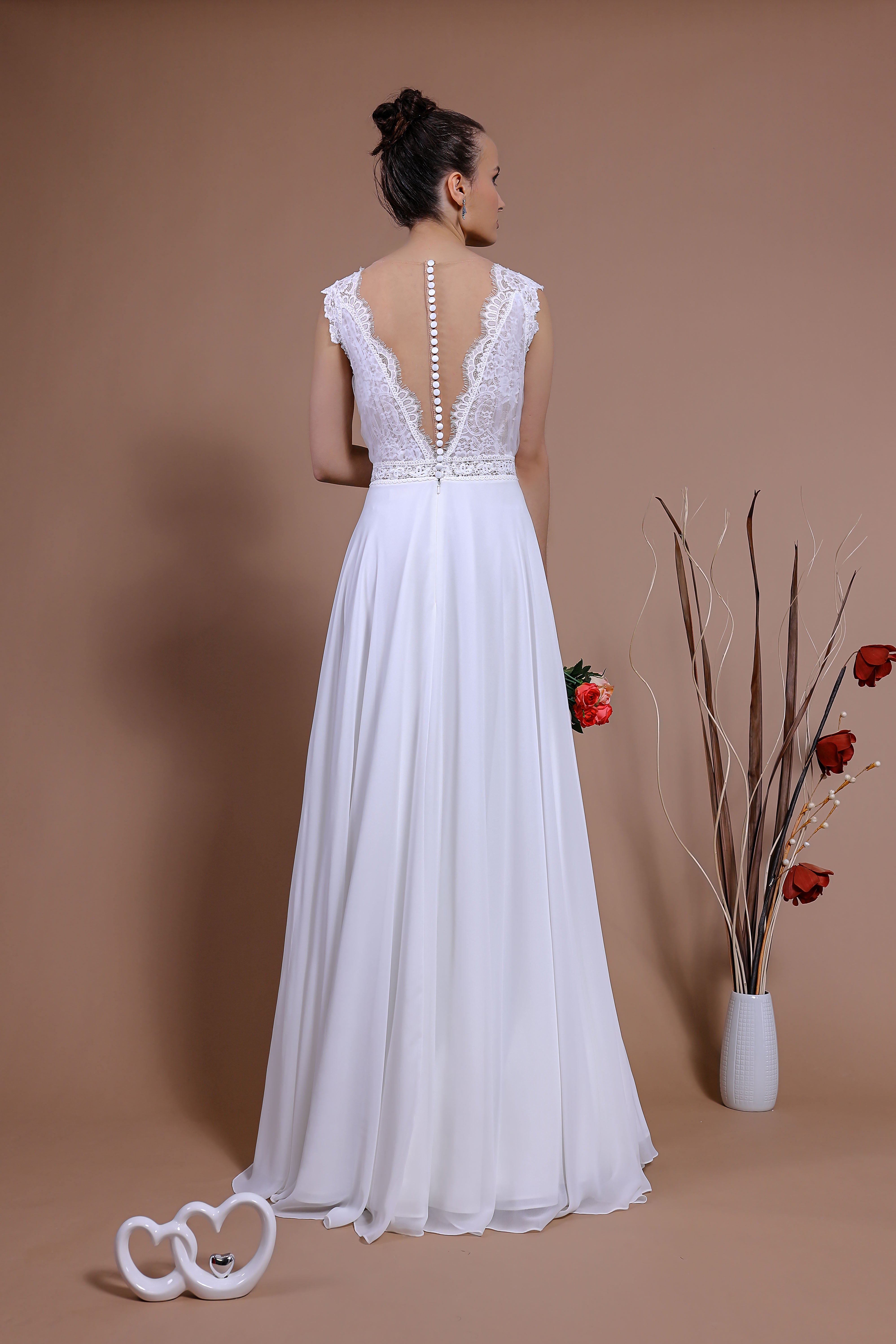 Schantal Brautkleid aus der Kollektion „“, Modell 14151. Foto 5