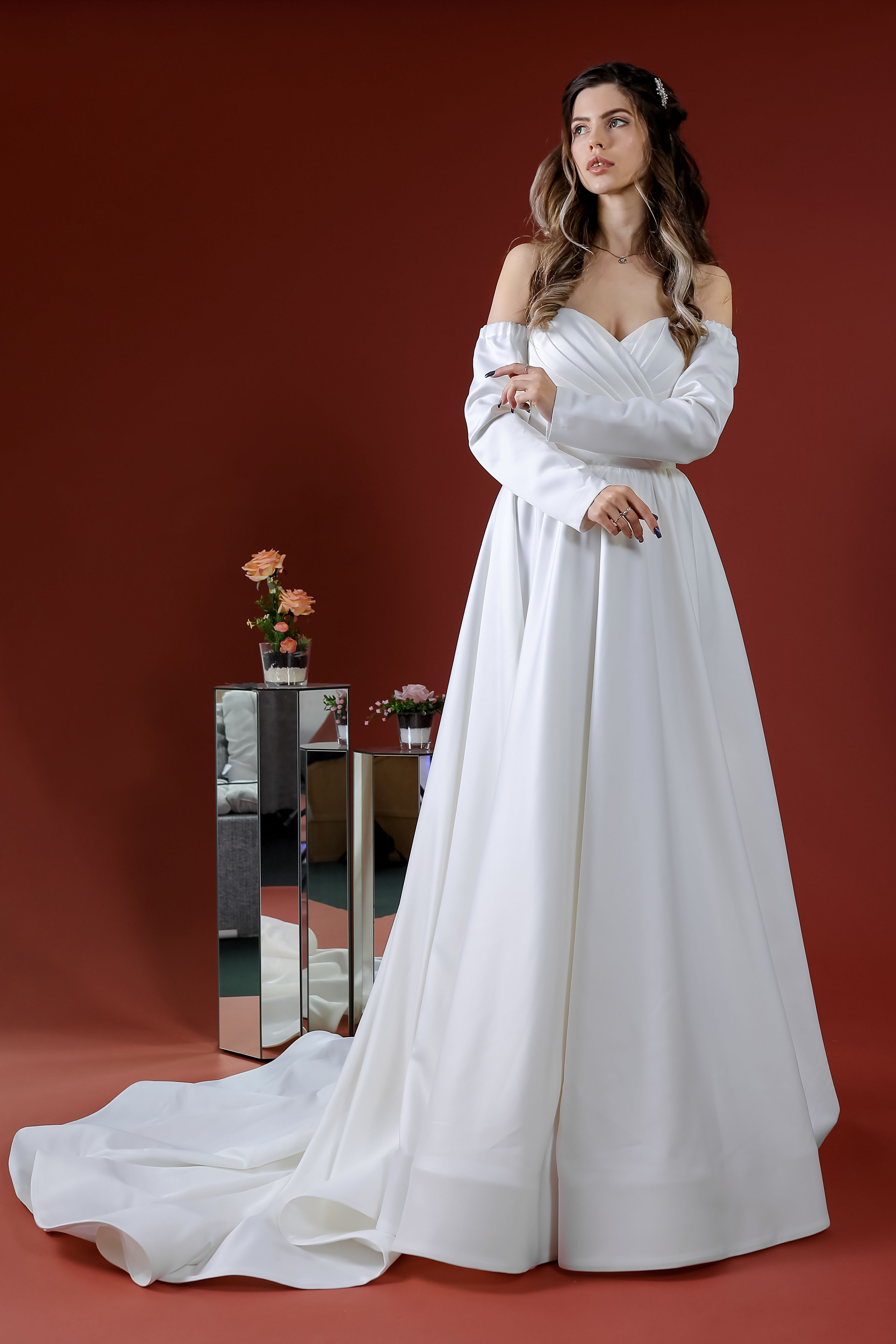 Schantal Brautkleid aus der Kollektion „Elegia“, Modell 14176. Foto 1