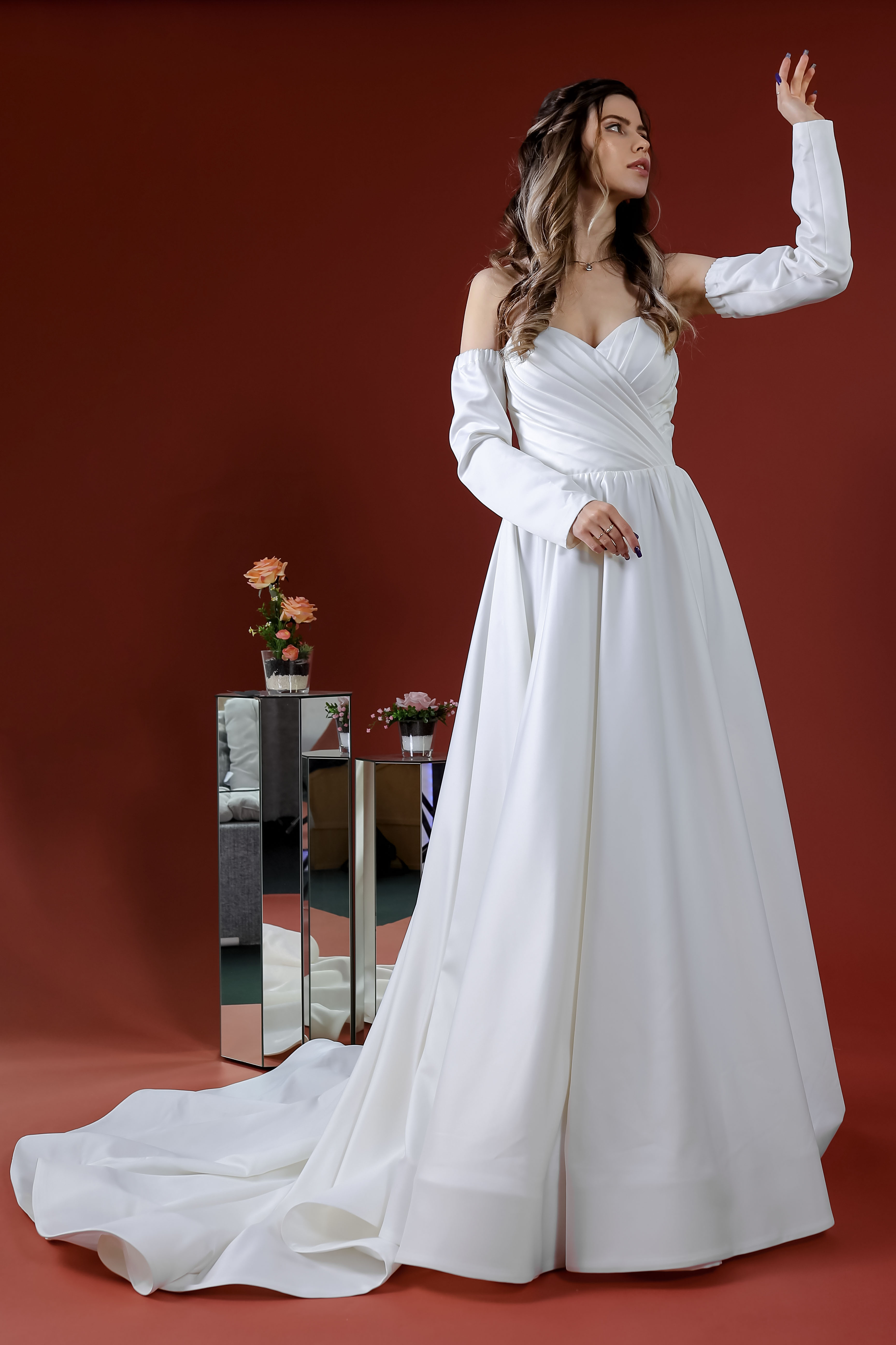 Schantal Brautkleid aus der Kollektion „Elegia“, Modell 14176. Foto 2