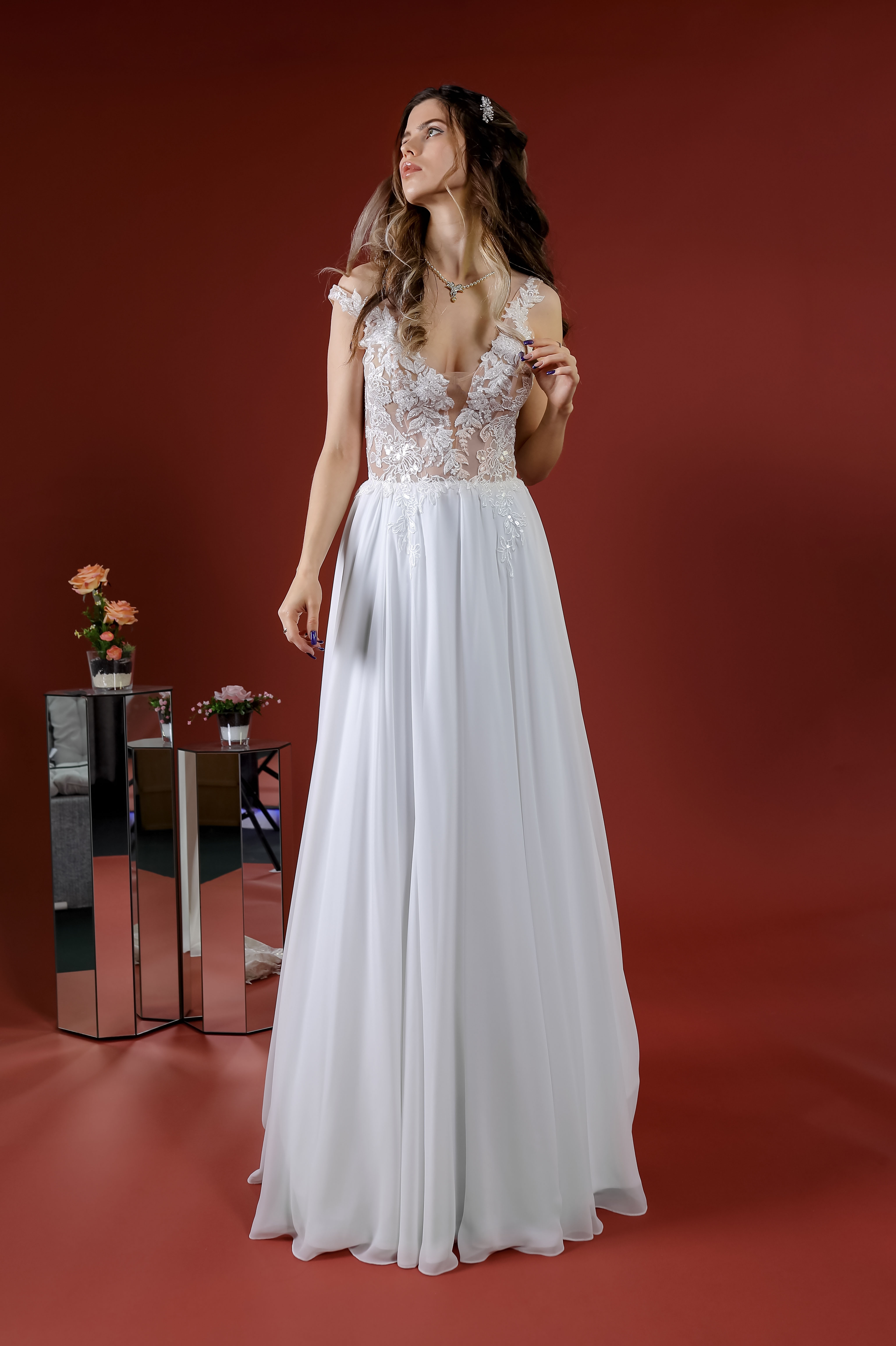 Schantal Brautkleid aus der Kollektion „Elegia“, Modell 14178. Foto 2