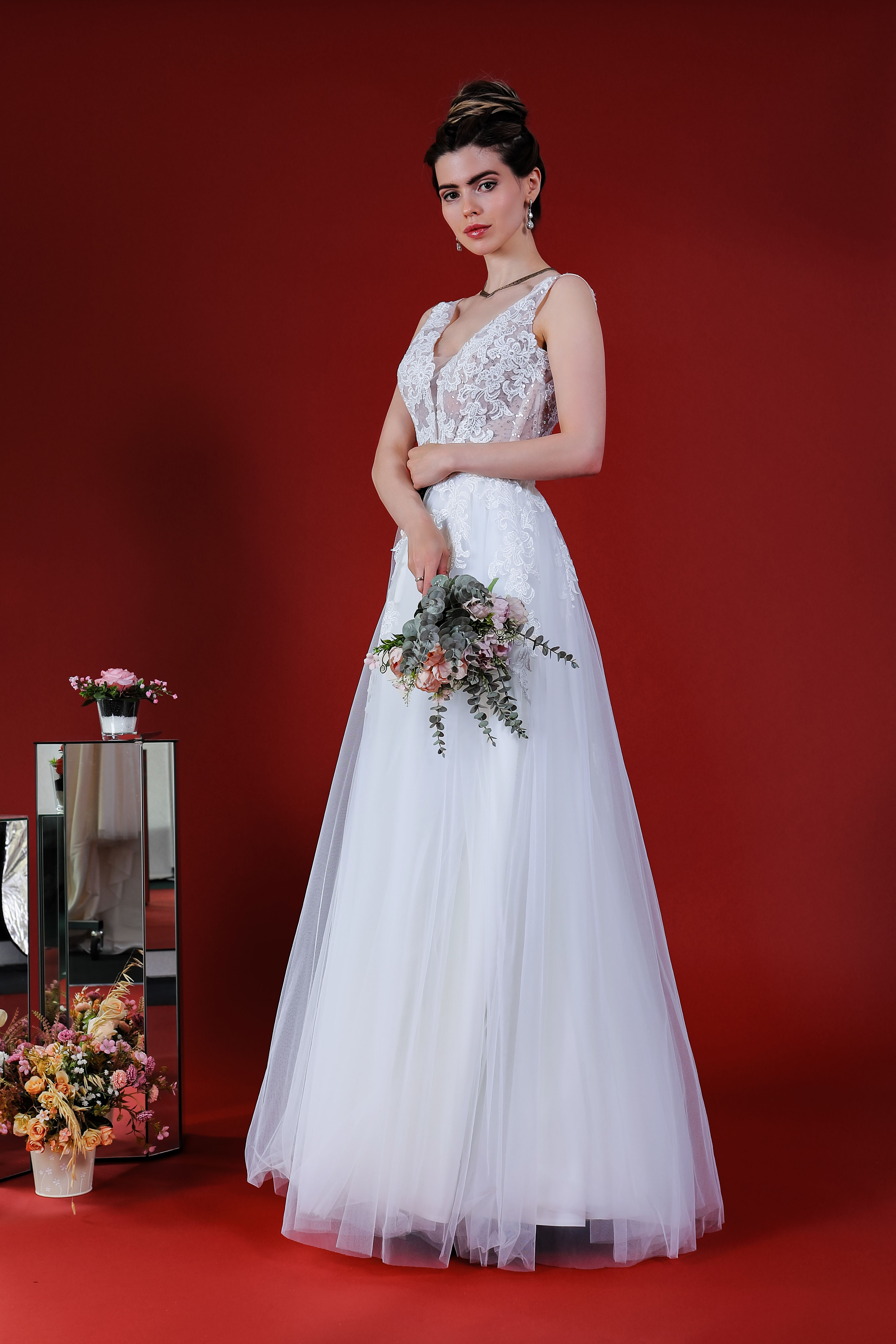 Schantal Brautkleid aus der Kollektion „Elegia“, Modell 14207. Foto 3