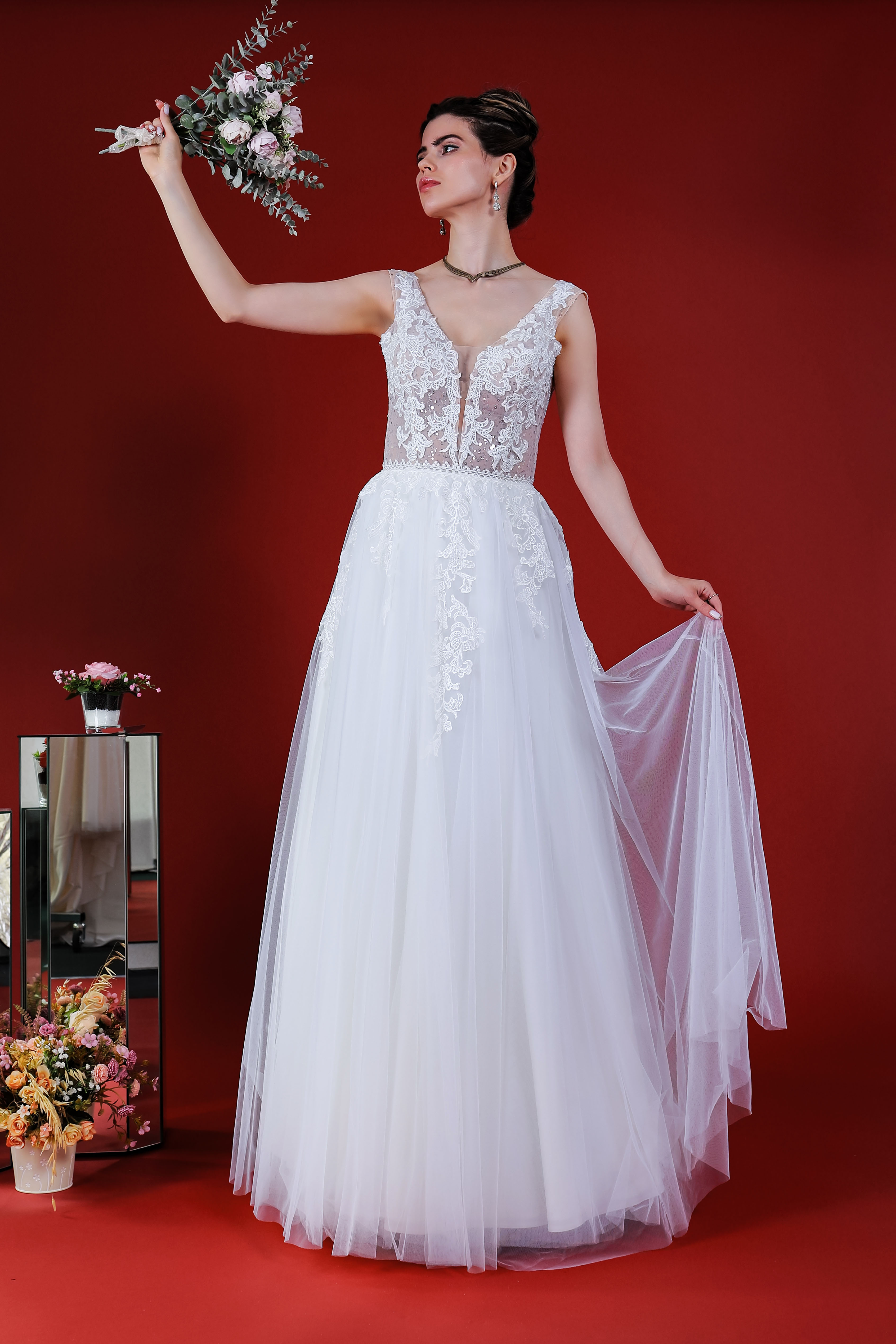 Schantal Brautkleid aus der Kollektion „Elegia“, Modell 14207. Foto 1