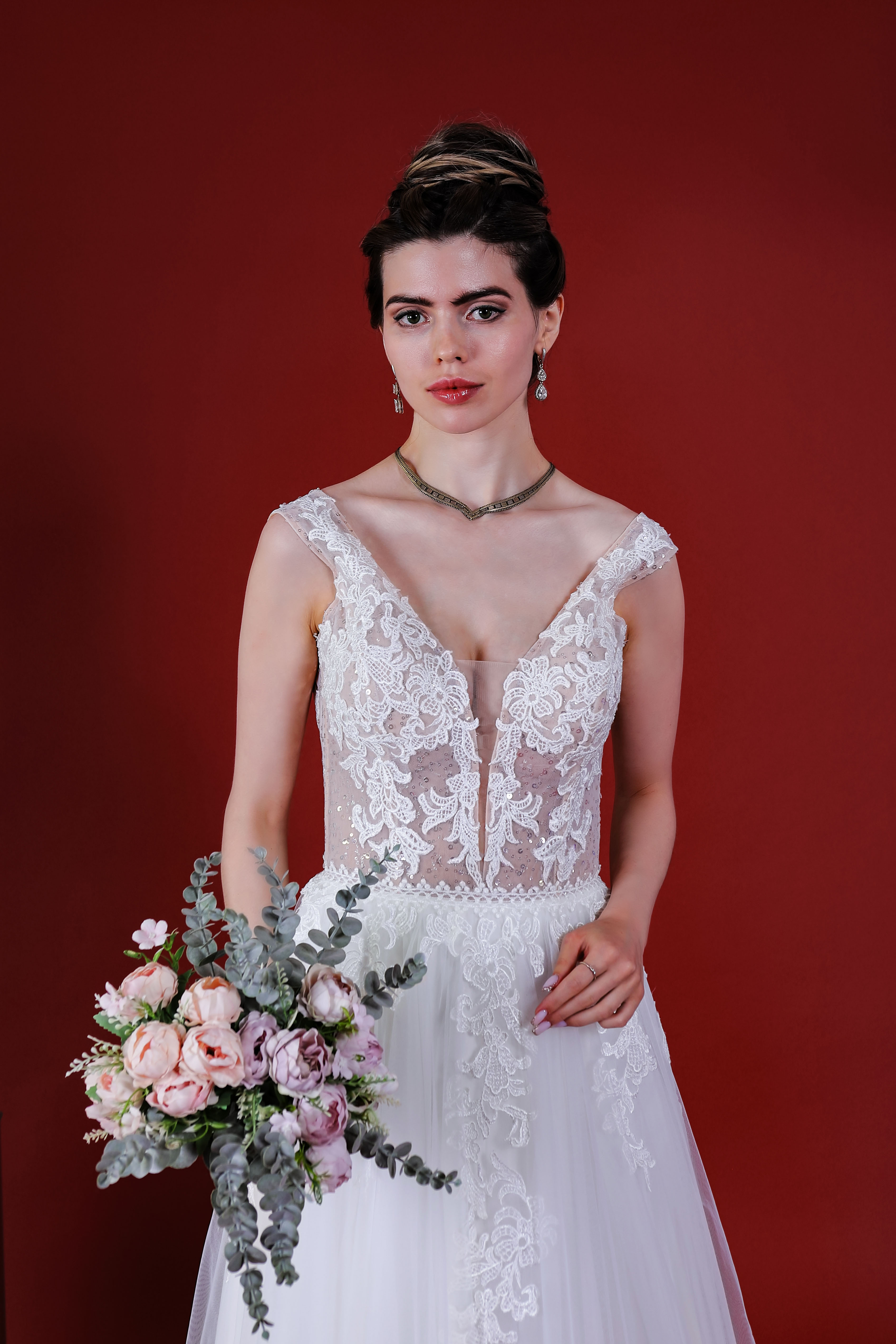 Schantal Brautkleid aus der Kollektion „Elegia“, Modell 14207. Foto 2