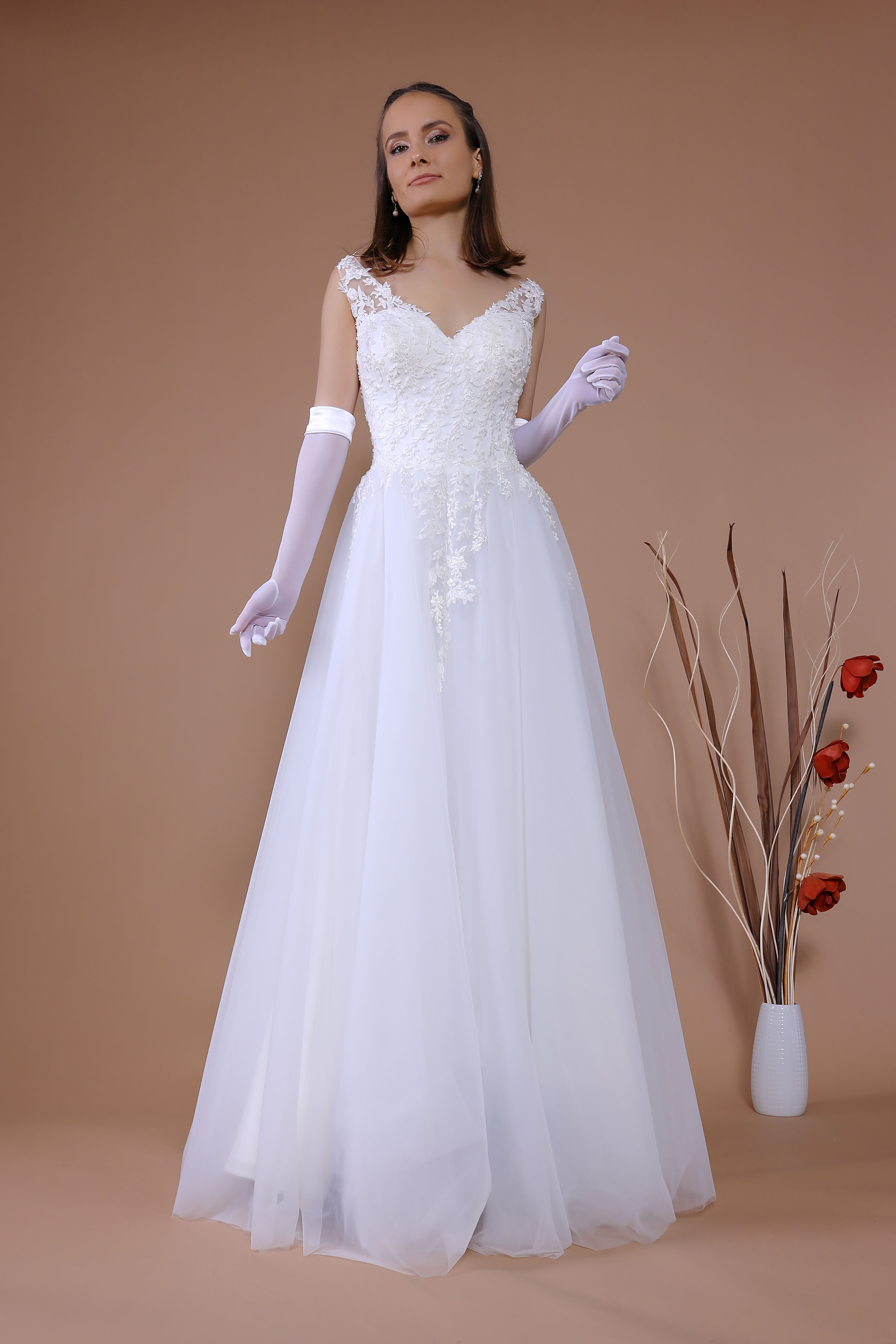 Schantal Brautkleid aus der Kollektion „Traum“, Modell 2317. Foto 1