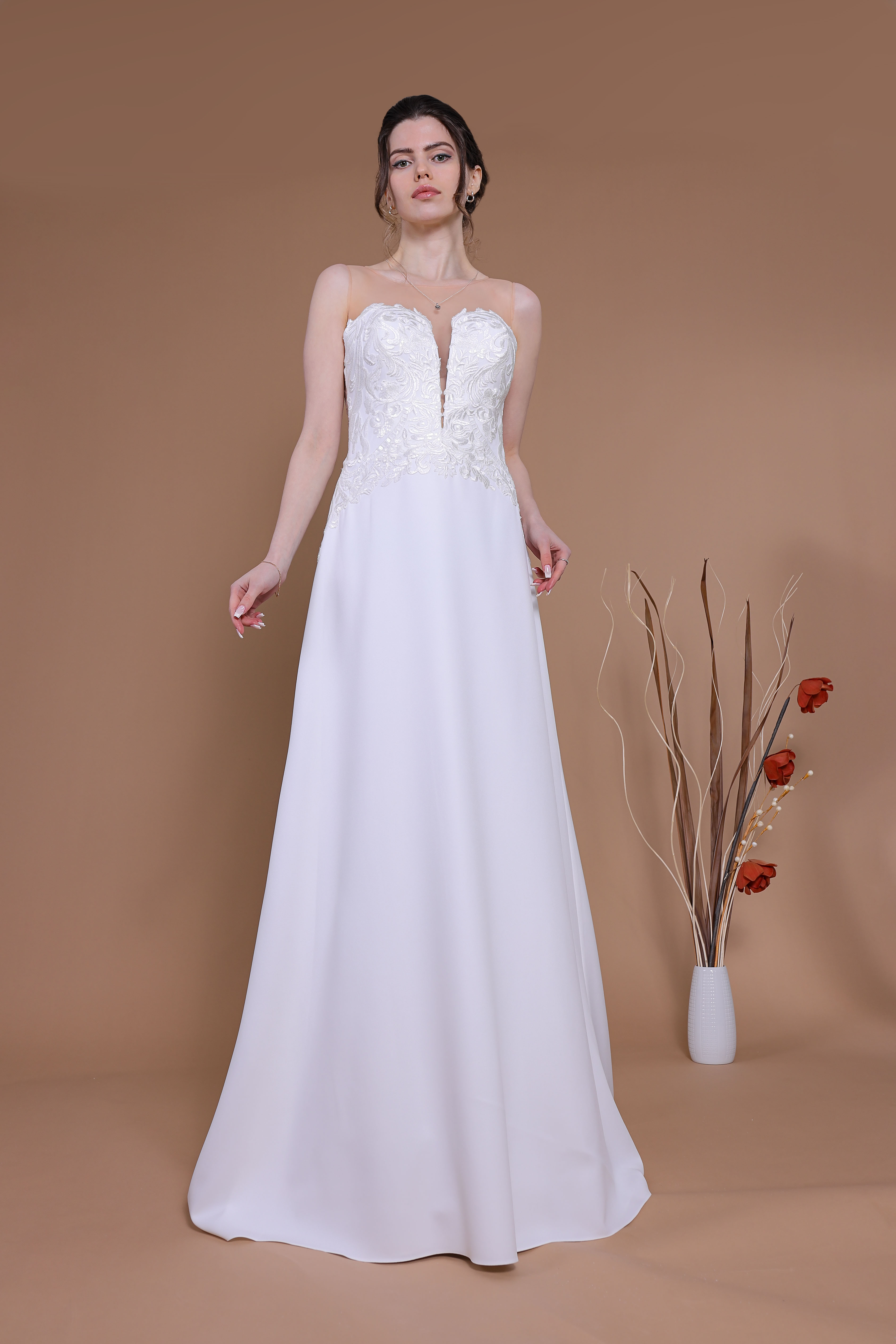 Schantal Brautkleid aus der Kollektion „Traum“, Modell 28030 - 2.