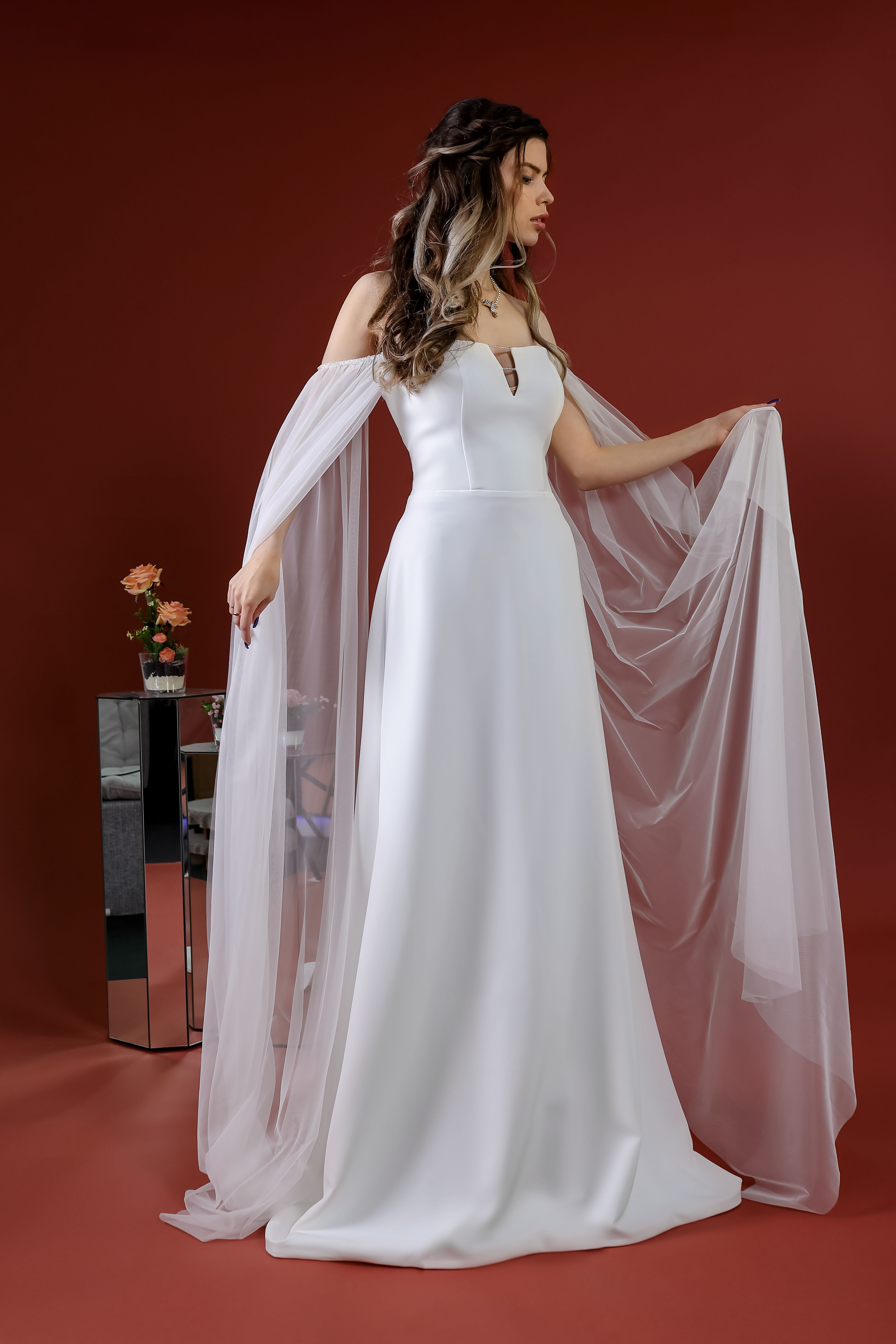 Schantal Brautkleid aus der Kollektion „Elegia“, Modell 52030. Foto 1