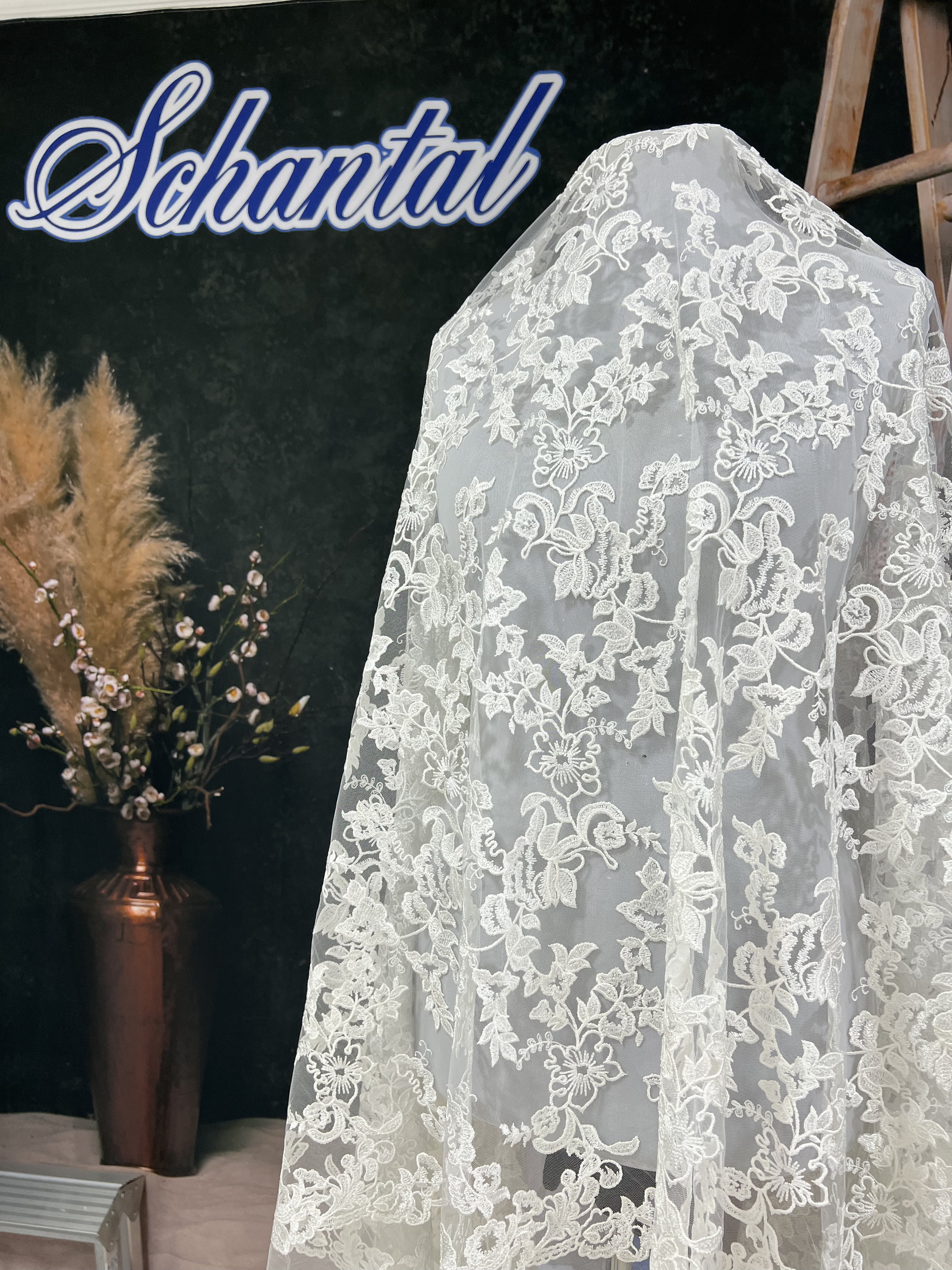 Schantal Brautkleid aus der Kollektion „Schatz“, Modell A - 53 iv. Foto 6