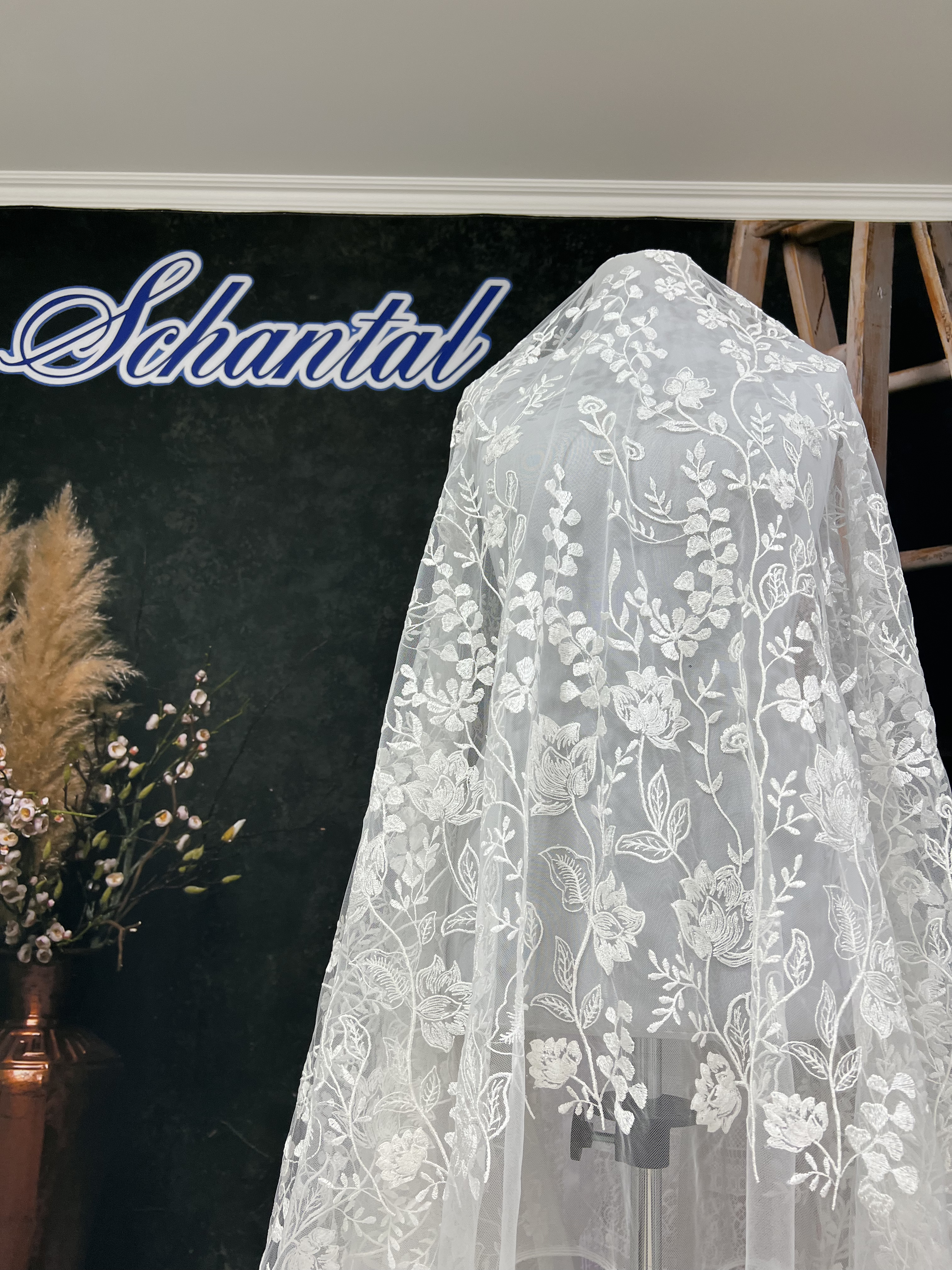 Schantal Brautkleid aus der Kollektion „Schatz“, Modell A - 64 iv. Foto 7