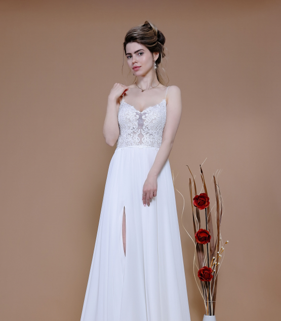 Schantal Brautkleid aus der Kollektion „Traum“, Modell 14189.