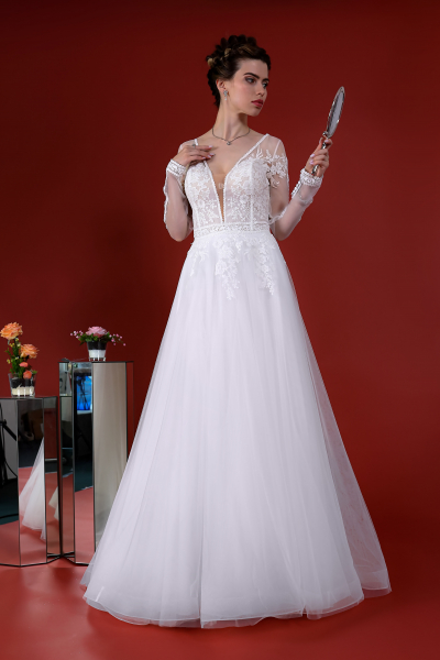 Schantal Brautkleid aus der Kollektion „Elegia“, Modell 14132.