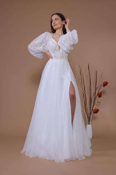 Schantal Brautkleid aus der Kollektion „Traum“, Modell 14158.