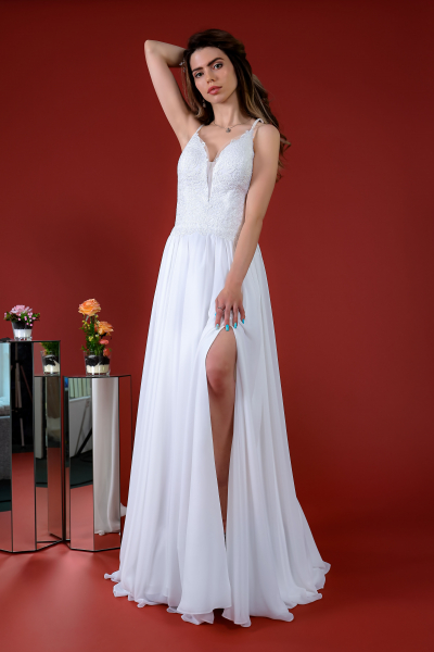 Schantal Brautkleid aus der Kollektion „Elegia“, Modell 14180.