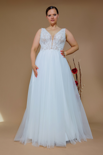 Schantal Brautkleid aus der Kollektion „Pilar XXL“, Modell 14226.