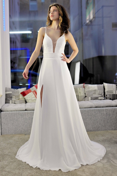 Schantal Brautkleid aus der Kollektion „Pilar“, Modell 2220.
