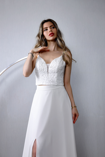 Schantal Brautkleid aus der Kollektion „Kiara“, Modell 3300 - 20 Top.