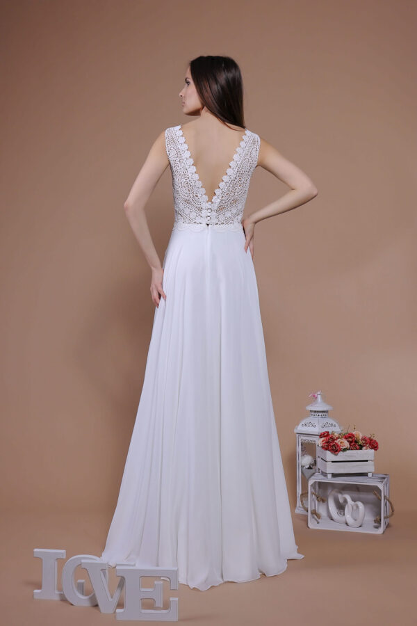 14033-2 Wedding dress buy Schantal (1)
