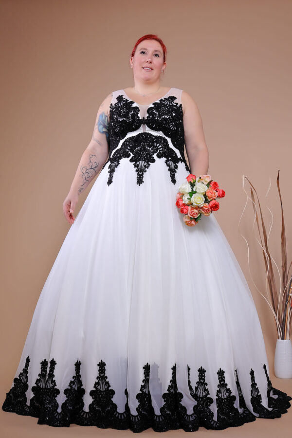 14120 Wedding dress buy Schantal (2)