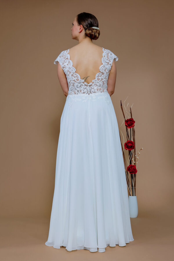 14058 Wedding dress buy Schantal (1)
