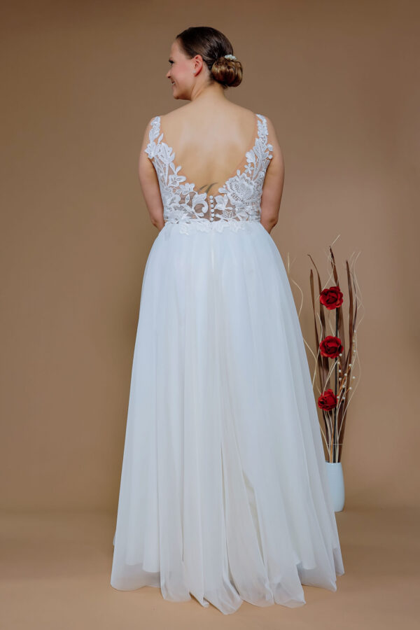 14114 Wedding dress buy Schantal (1)