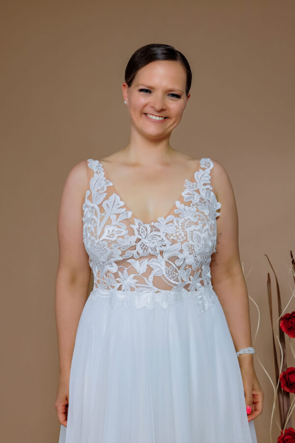 14114 Wedding dress buy Schantal (5)