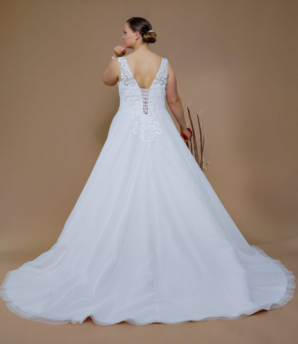 14169 Wedding dress buy Schantal (1)