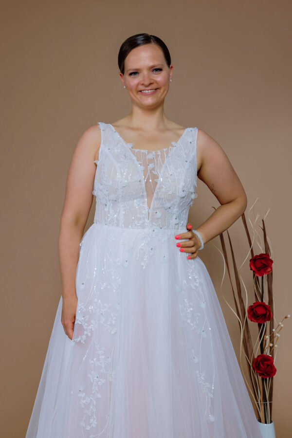 14205 Wedding dress buy Schantal (5)