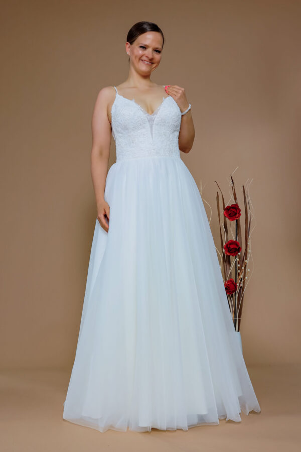 2101 Wedding dress buy Schantal (2)