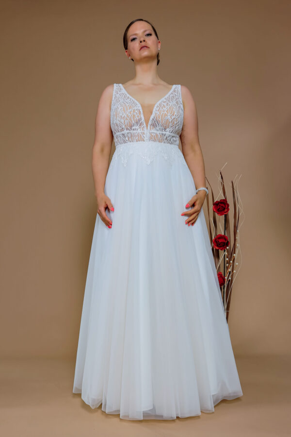 28055 - 2 Wedding dress buy Schantal (4)