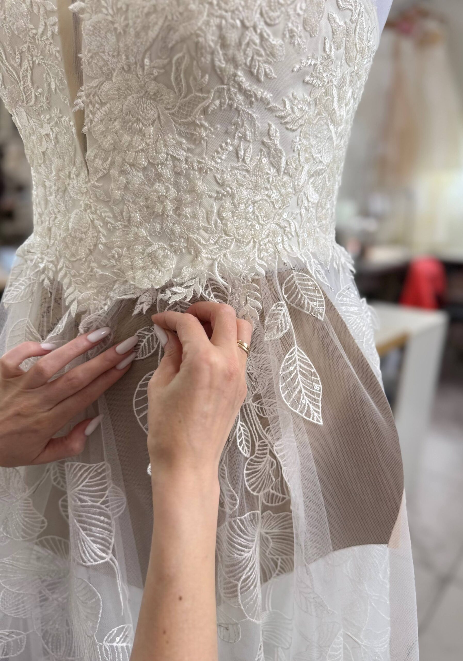 International bridal dress designers and wedding gown brands